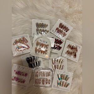 Beautiful bundle Press on Nails